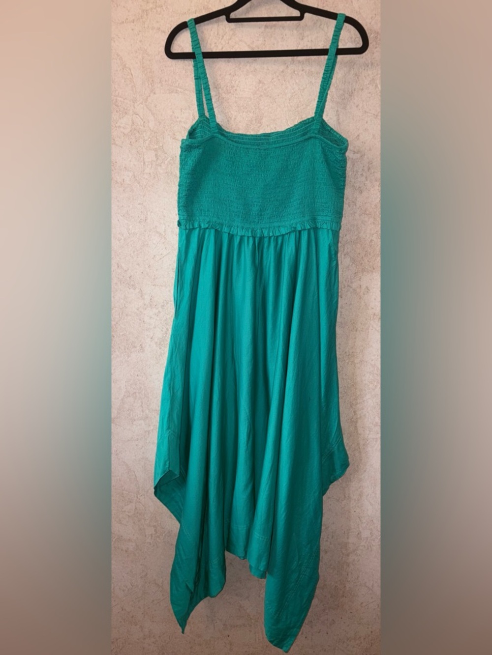 GAP Smocked Handkerchief Hem Midi Dress - Picture 2 of 7